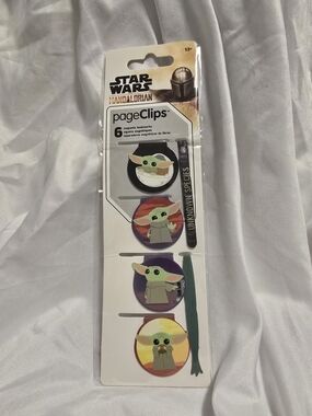 Star Wars The Mandalorian Grogu PageClips Magnetic Bookmarks - Green